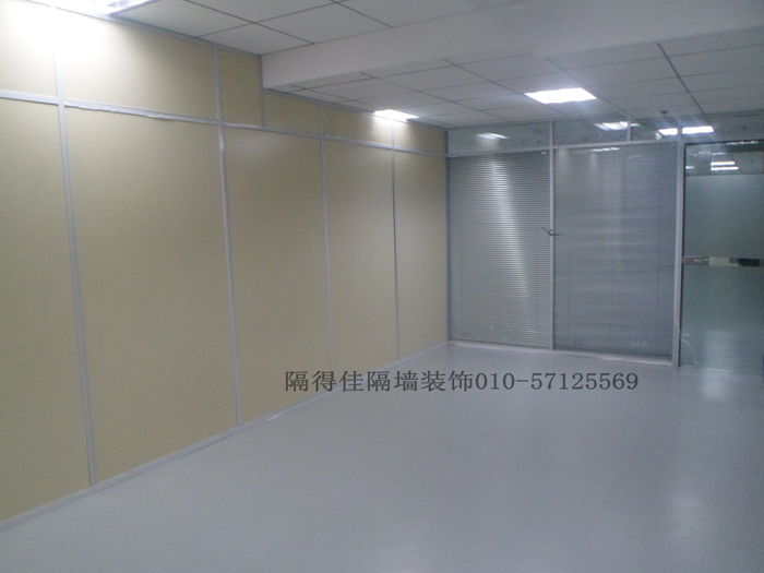 百葉隔斷與板墻結合